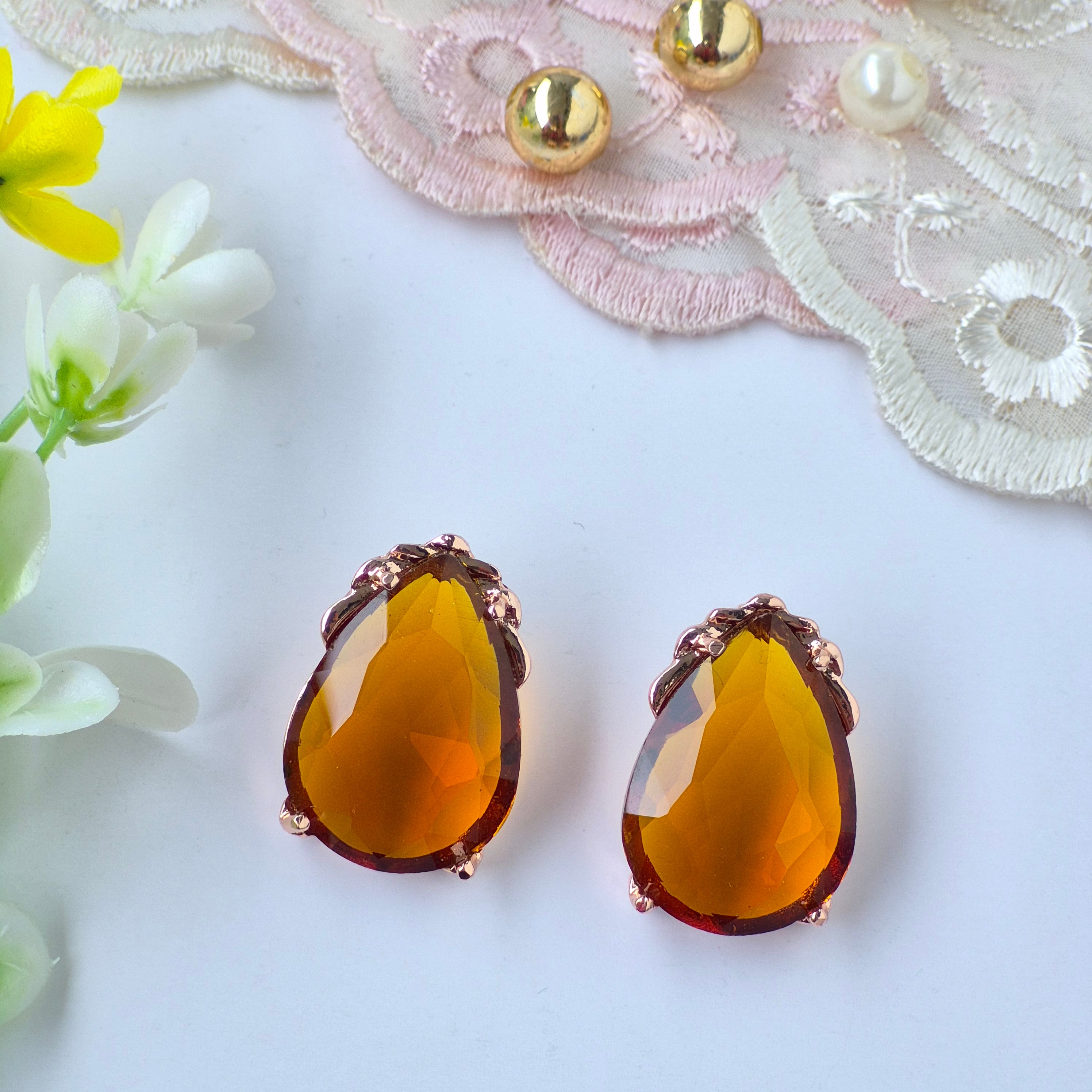 Taupe Honey Cinderella Teardrop Stud Earrings