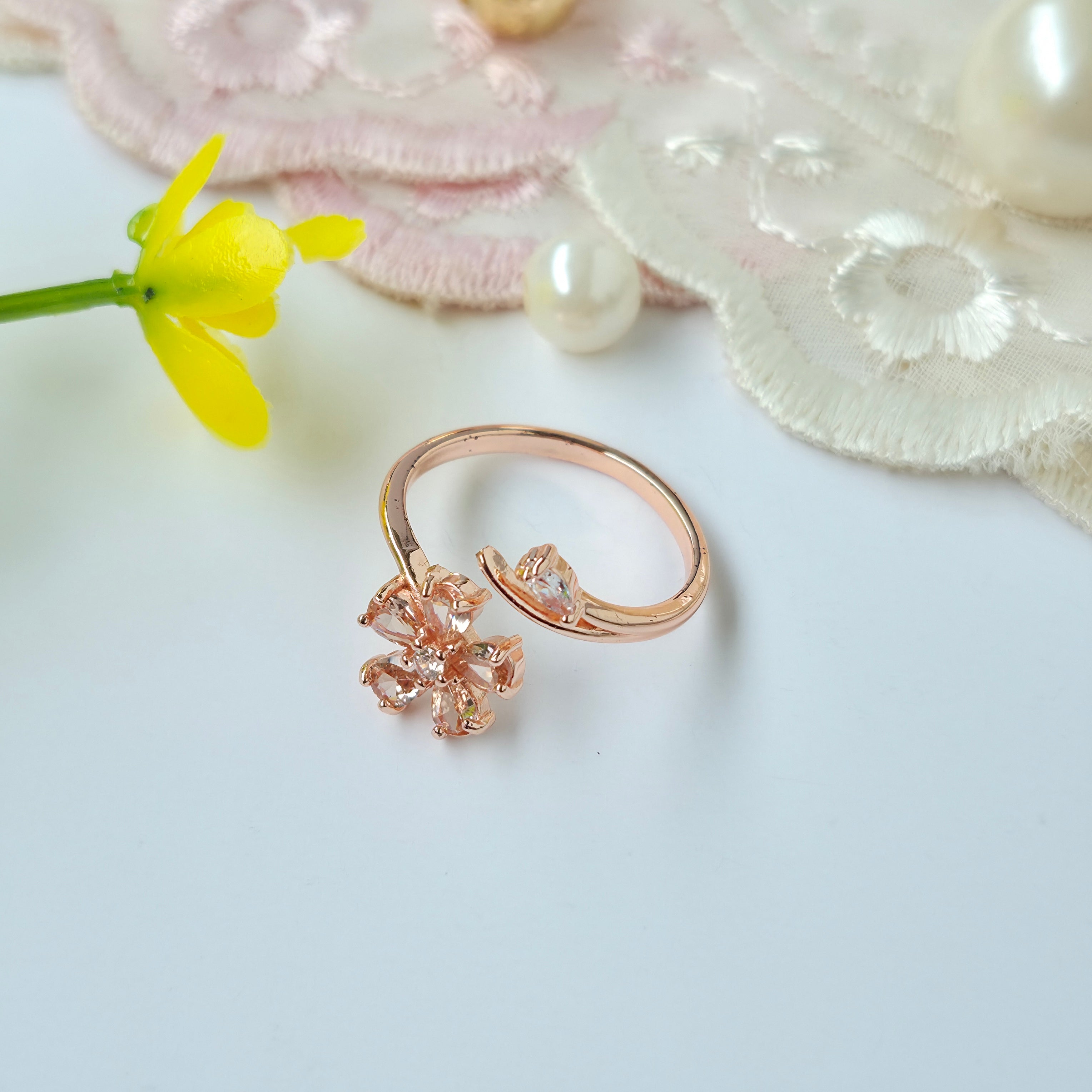 Honey Champagne Bloom Adjustable rings