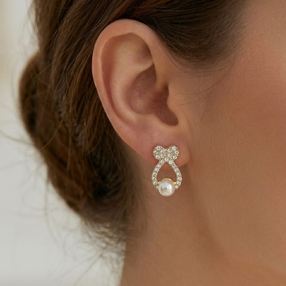 Bow Pearl Studs