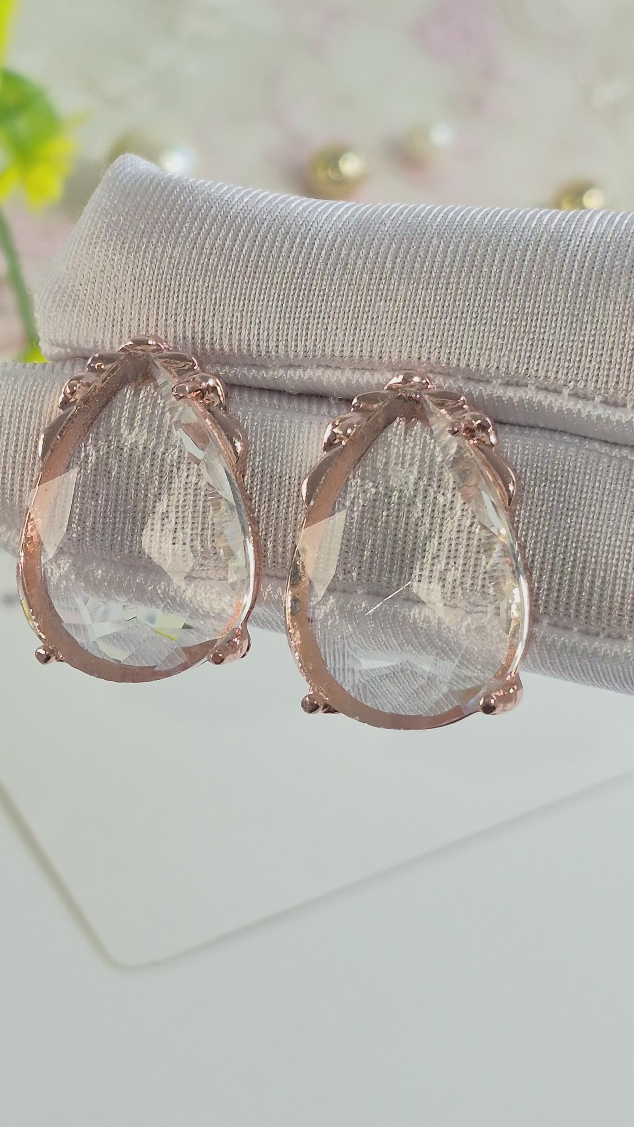 Transparent White Cinderella Teardrop Stud Earrings