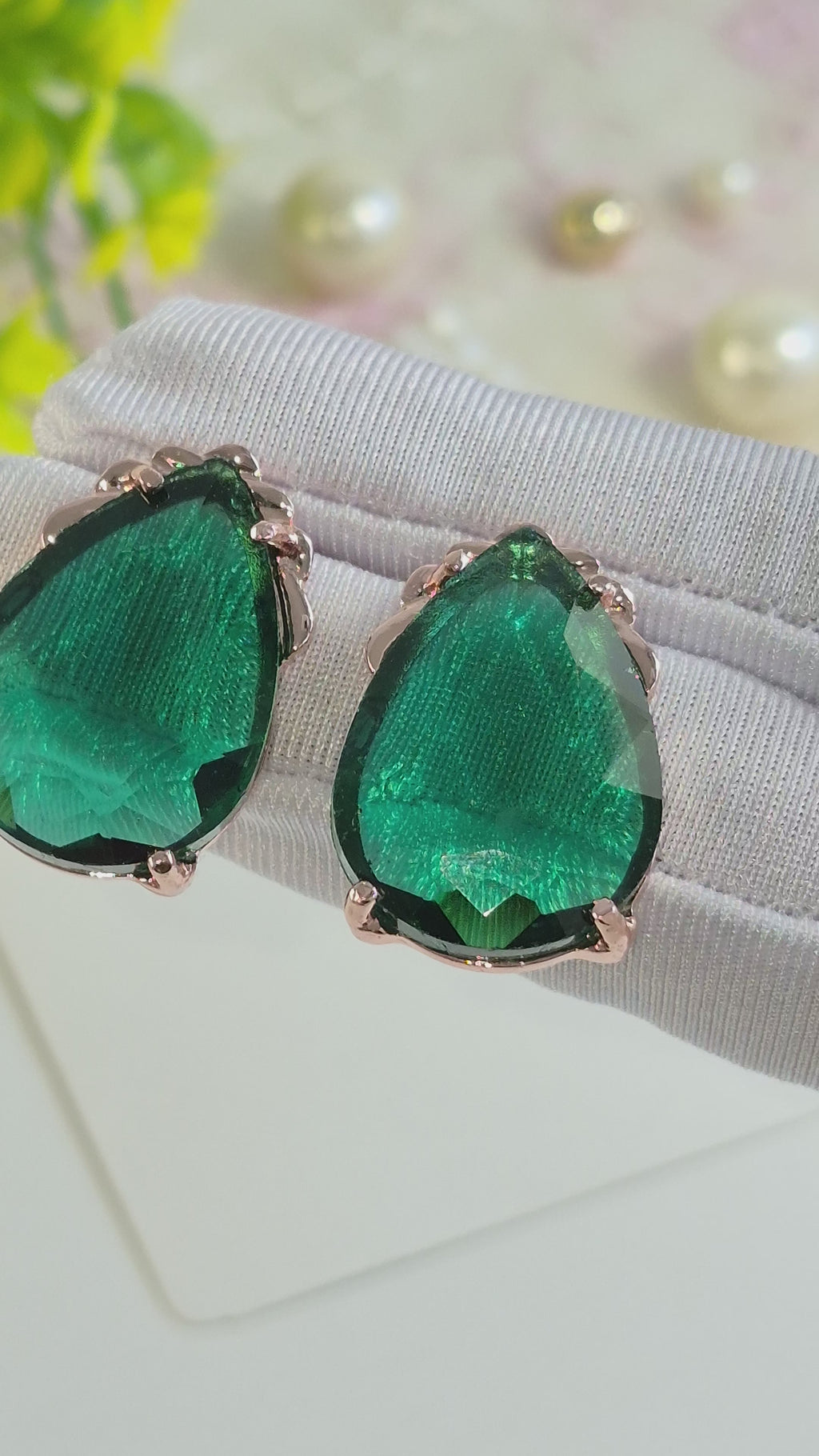 Emerald Green Cinderella Teardrop Stud Earrings