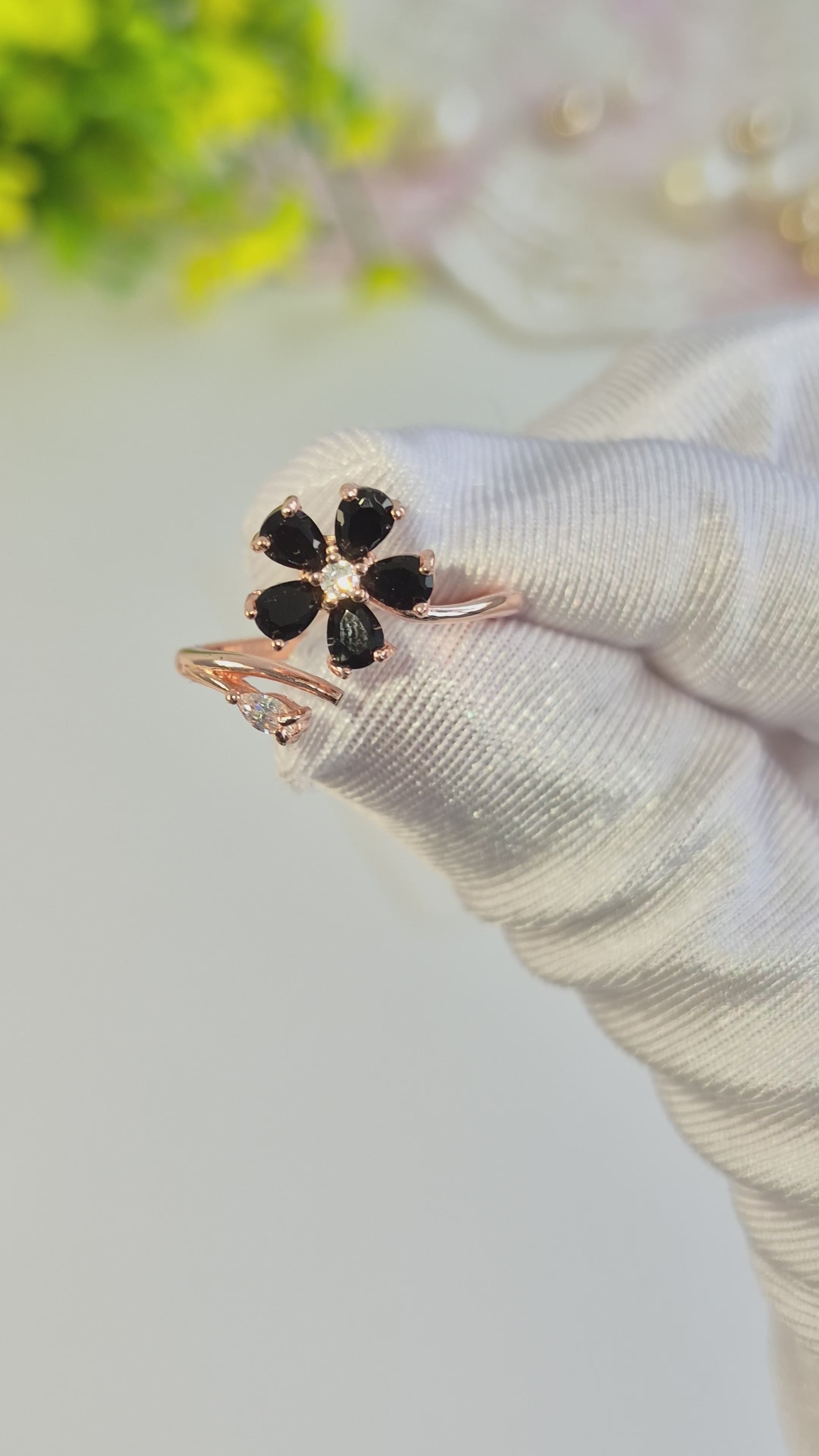 Midnight Black Bloom Adjustable rings