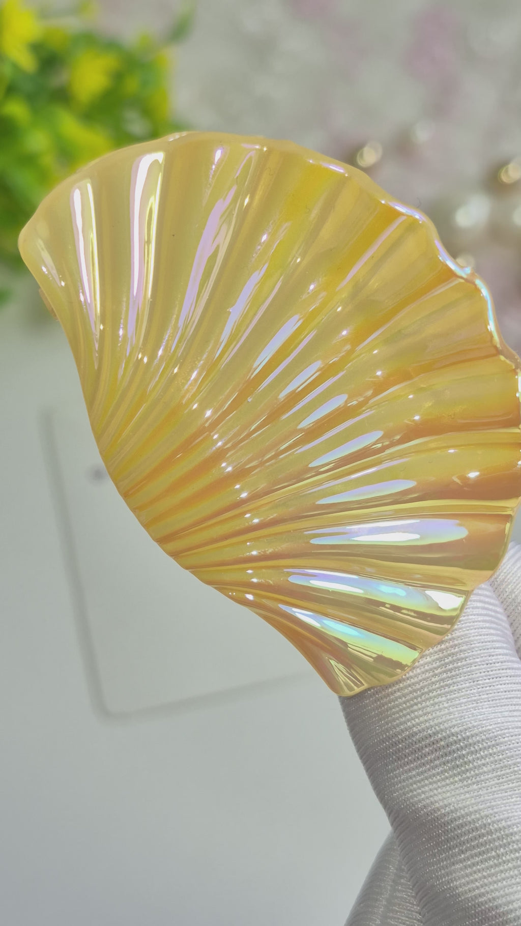 Golden Sand Mermaid shell claw clips