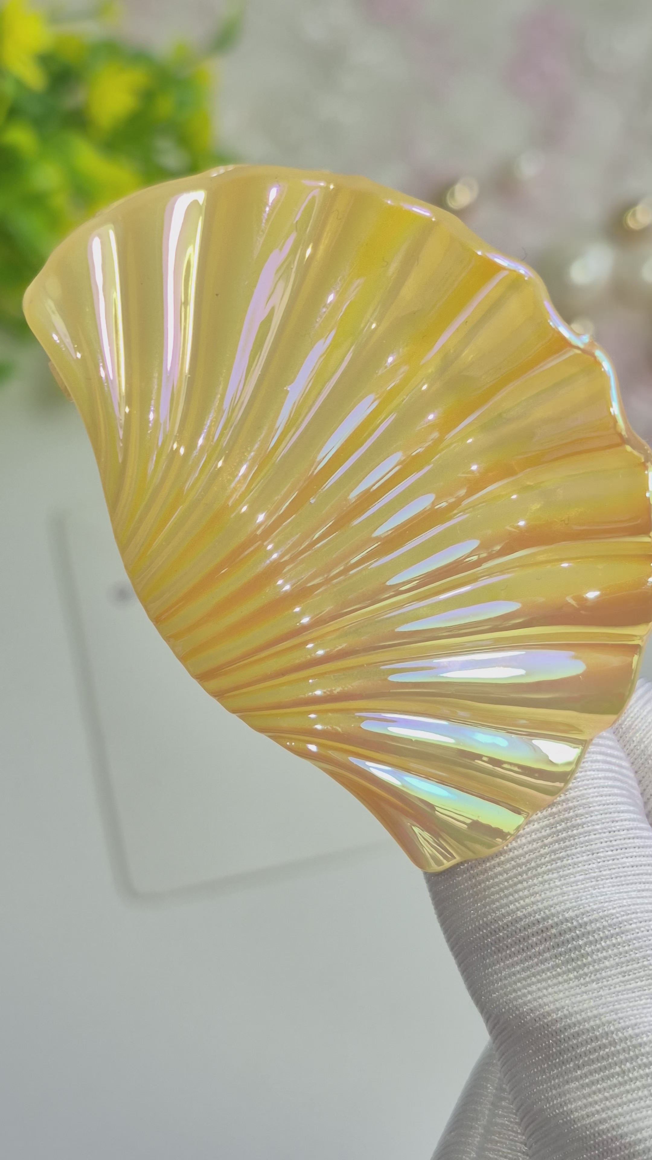 Golden Sand Mermaid shell claw clips