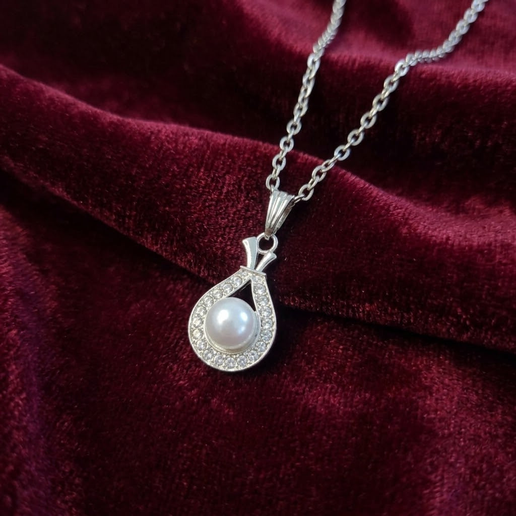 Warm Haven Pearl necklace