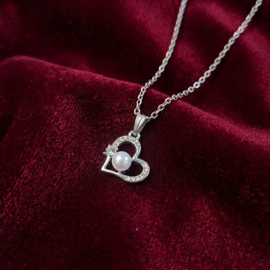 Two Souls Pearl Heart Necklace