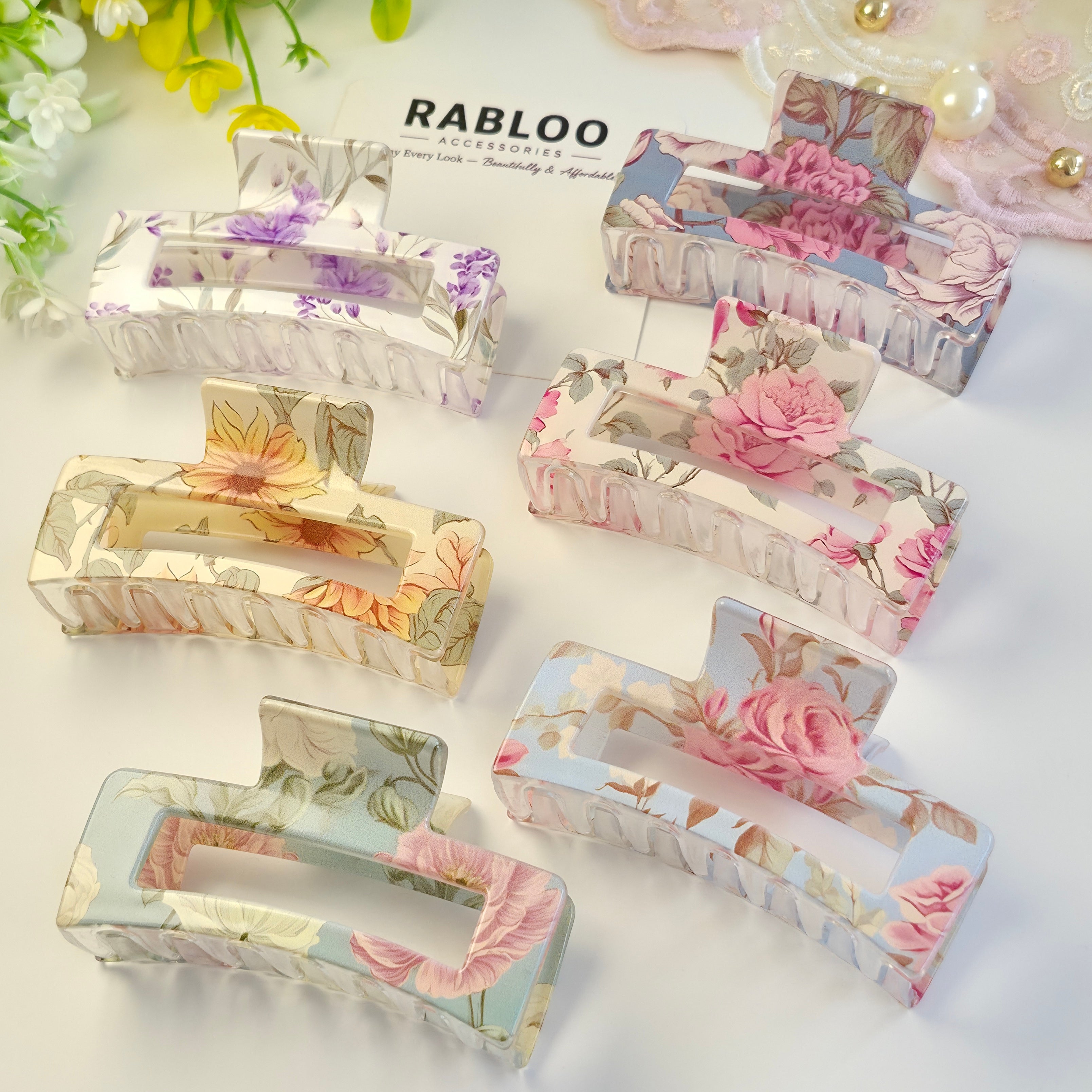 Aurora’s Rose Sweet Charm Claw Clip