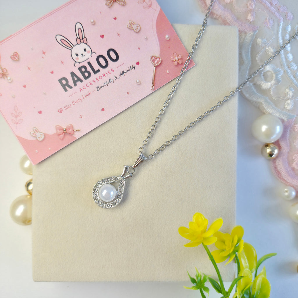 Warm Haven Pearl necklace