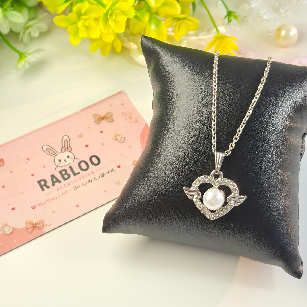 Angel Heart Pearl Necklace