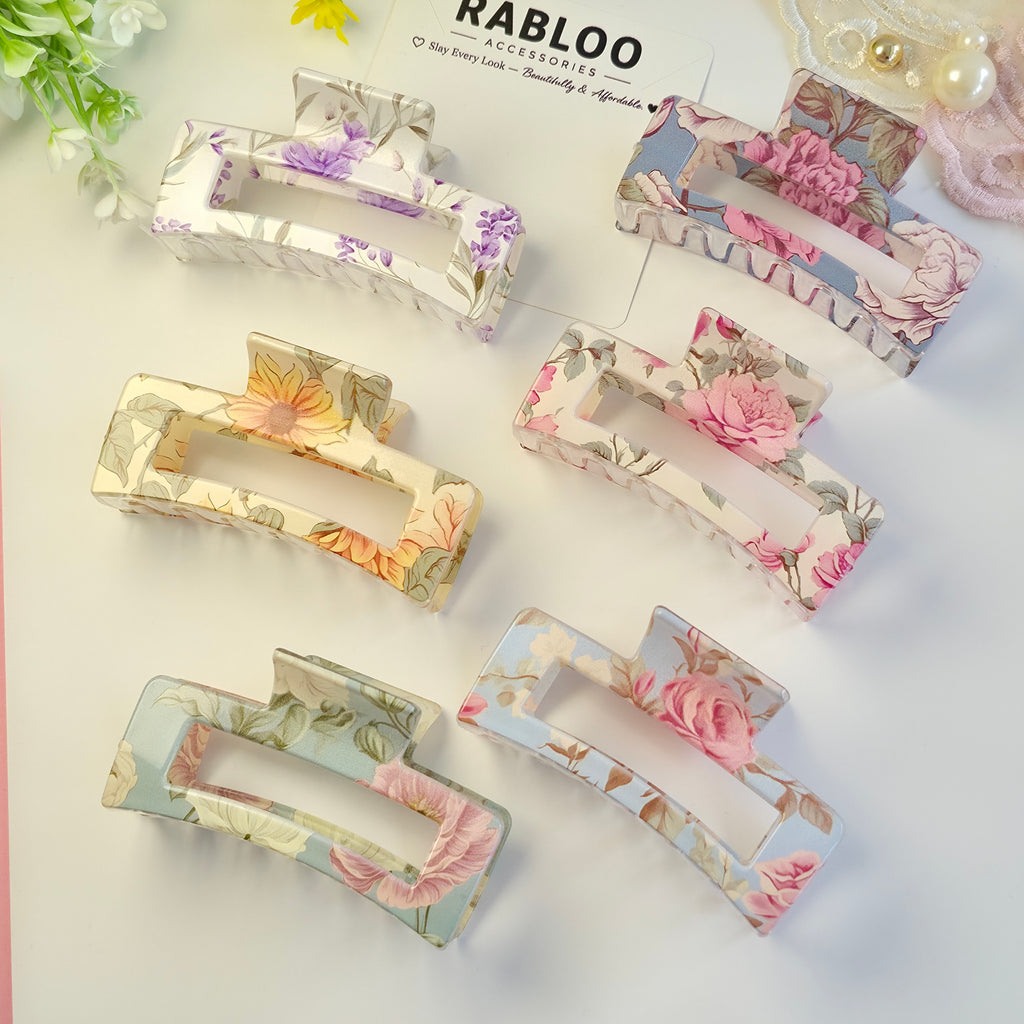 Aurora’s Rose Sweet Charm Claw Clip