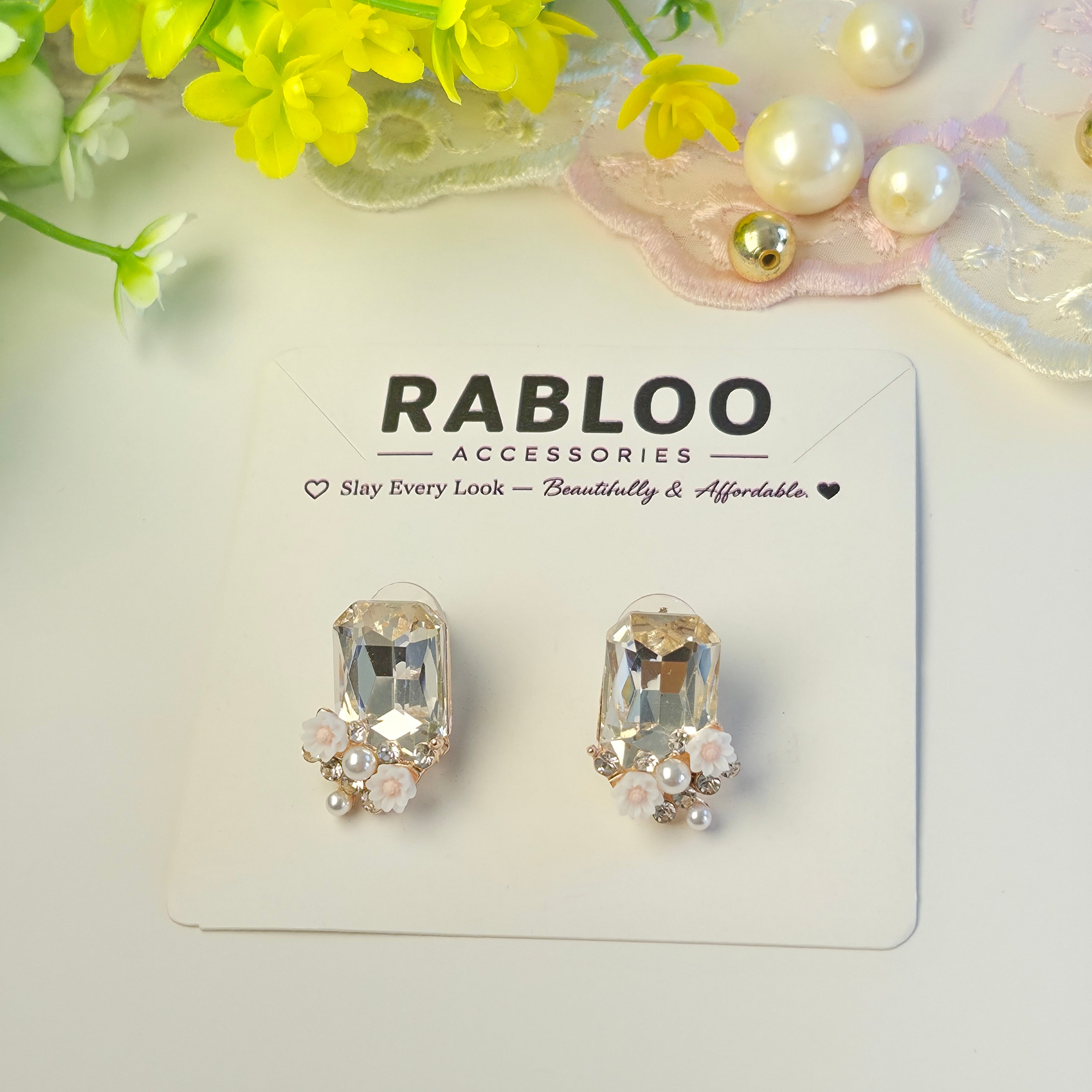 Crystal Daisy Señorita Studs