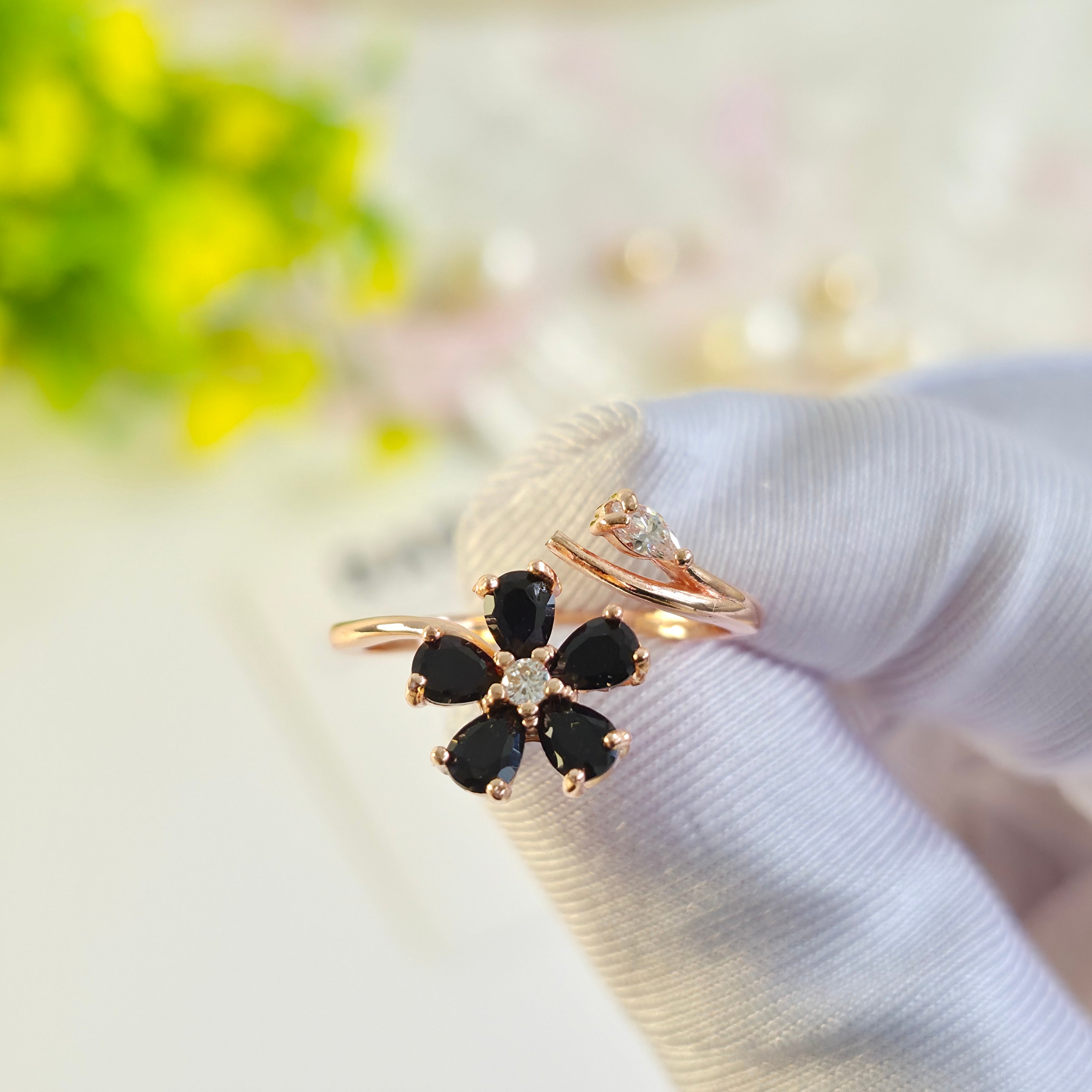 Midnight Black Bloom Adjustable rings