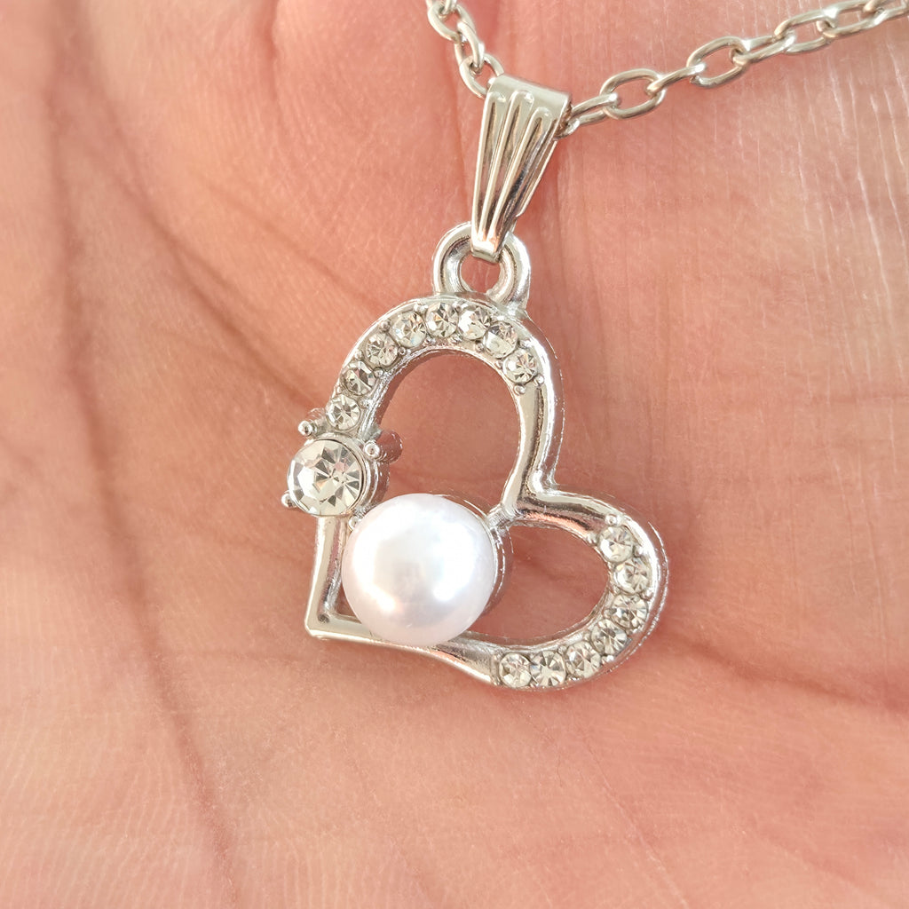Two Souls Pearl Heart Necklace