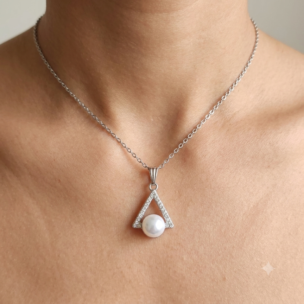 Trinity Love Pearl Necklace