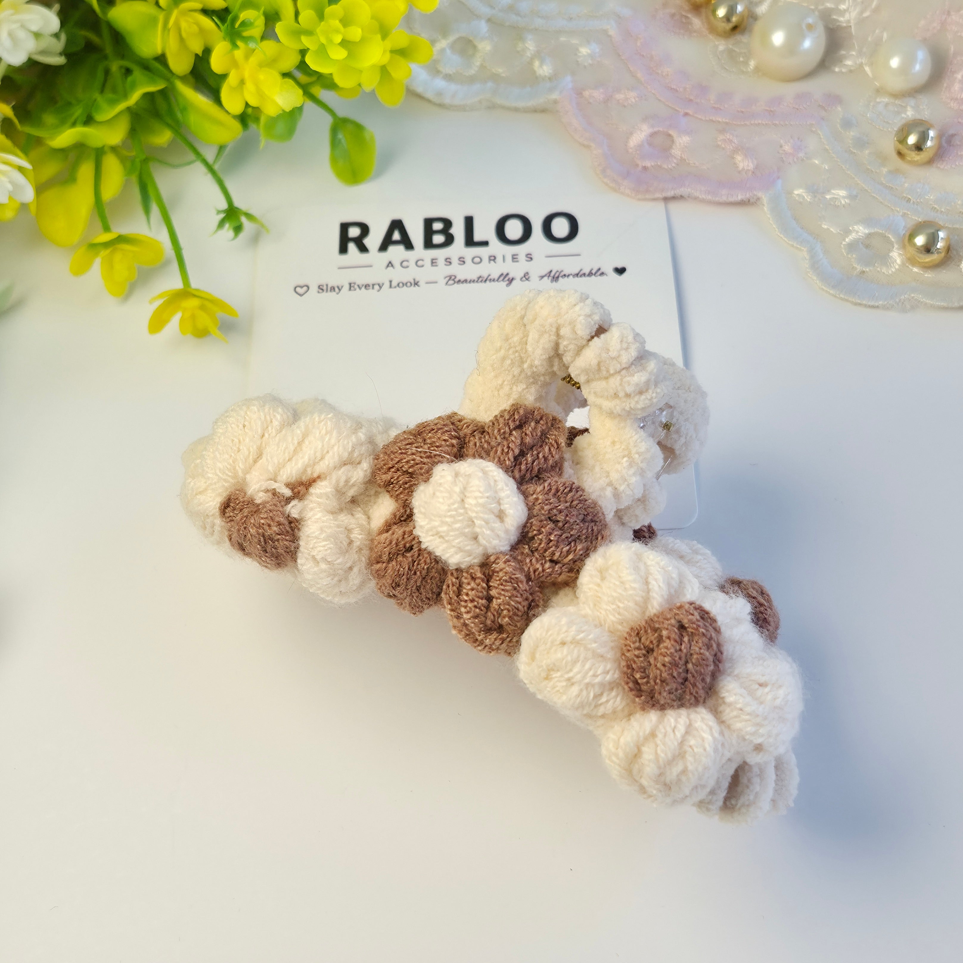 Cream Blossom Art Charm Claw Clip