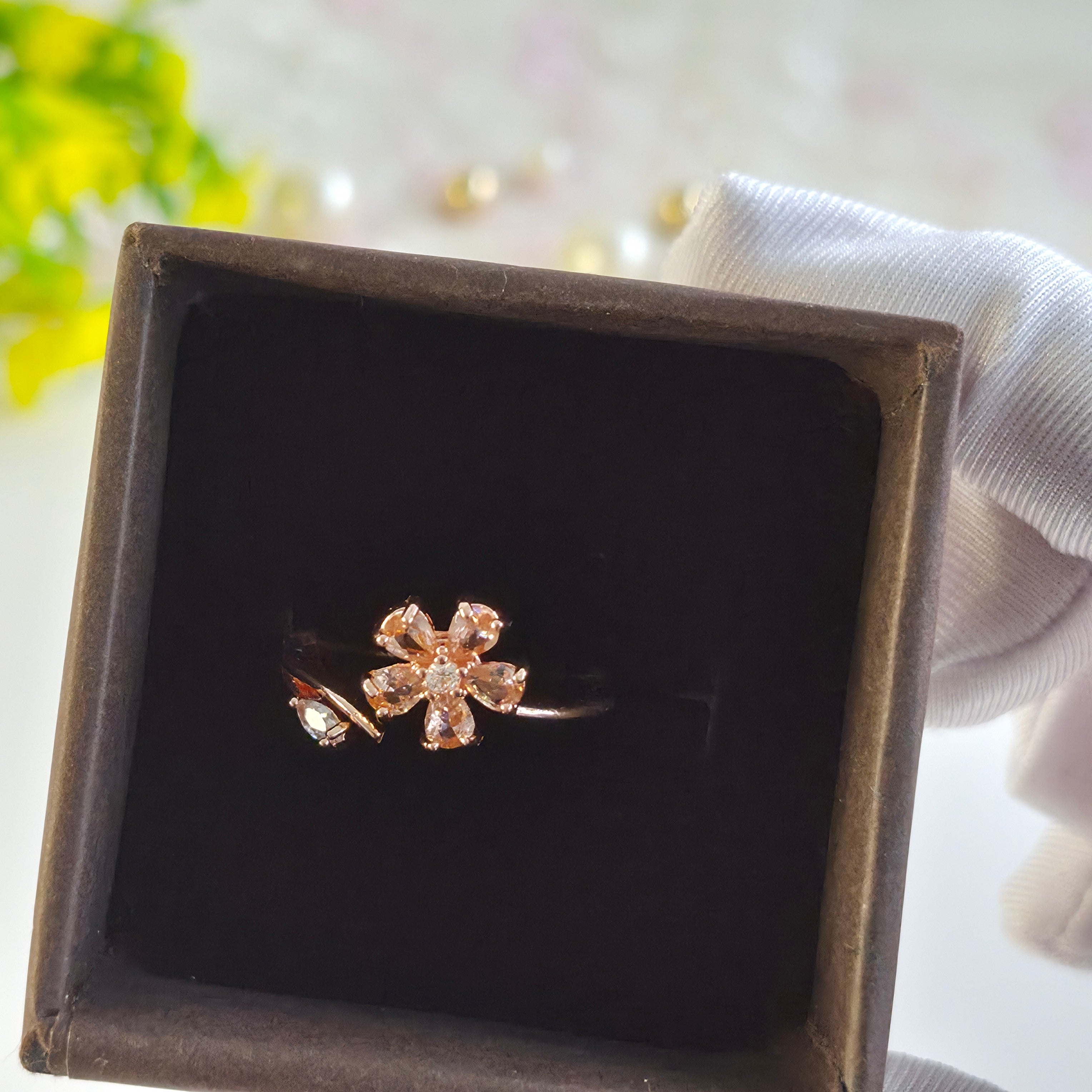 Honey Champagne Bloom Adjustable rings